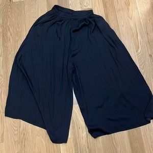 Uniqlo flowy black pants size S